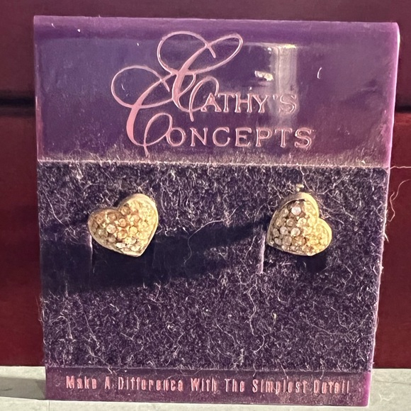 *NWT* Cathy’s Concepts Stud Earrings - Picture 1 of 2